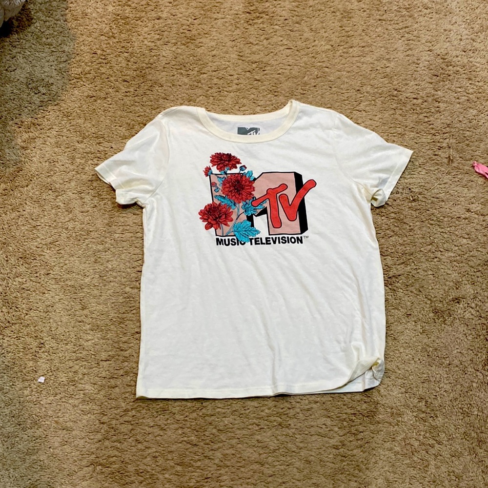 MTV white t-shirt
